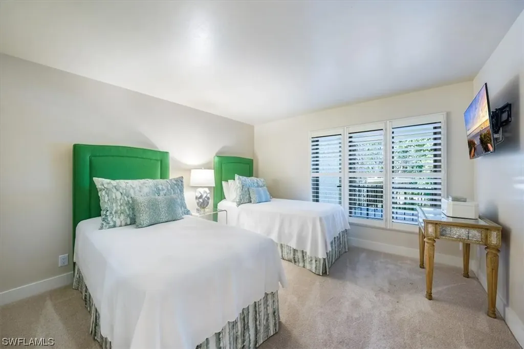 103 Clubhouse Lane Naples FL 34105
