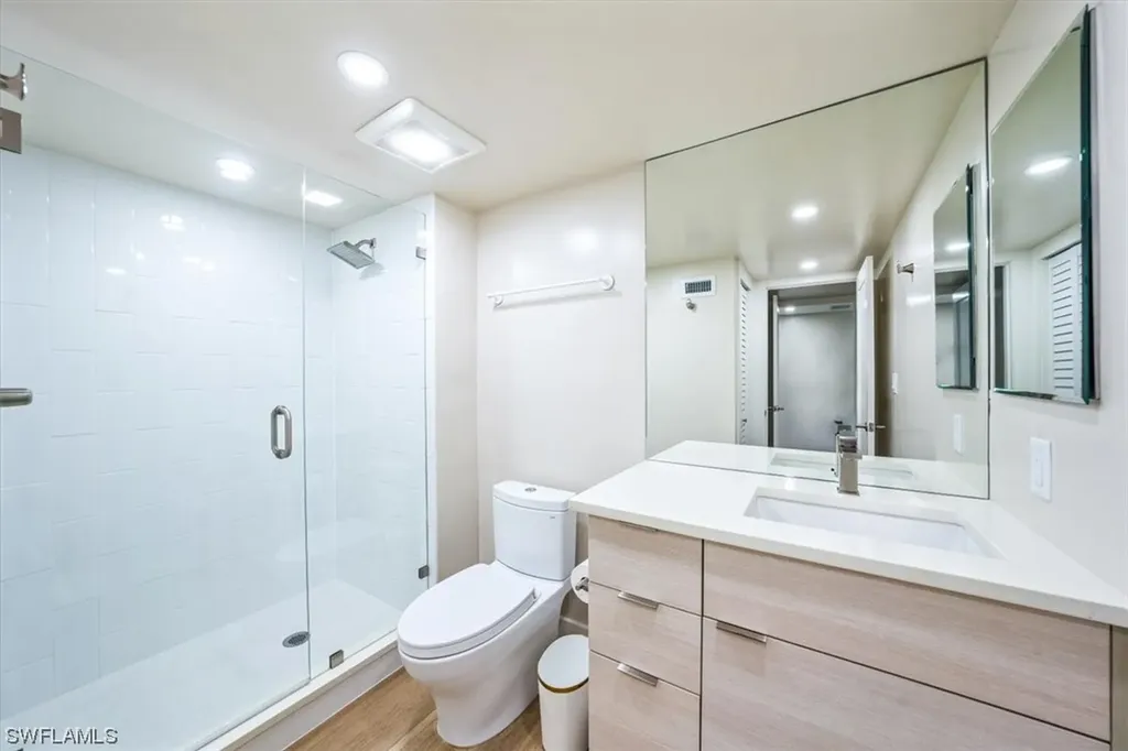 103 Clubhouse Lane Naples FL 34105