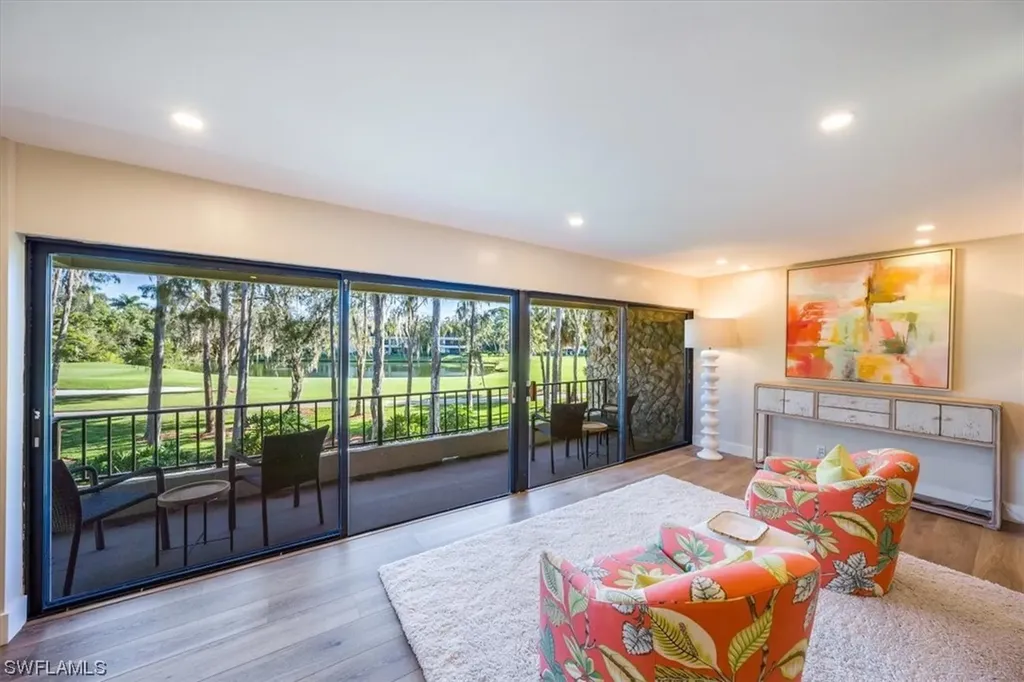 103 Clubhouse Lane Naples FL 34105