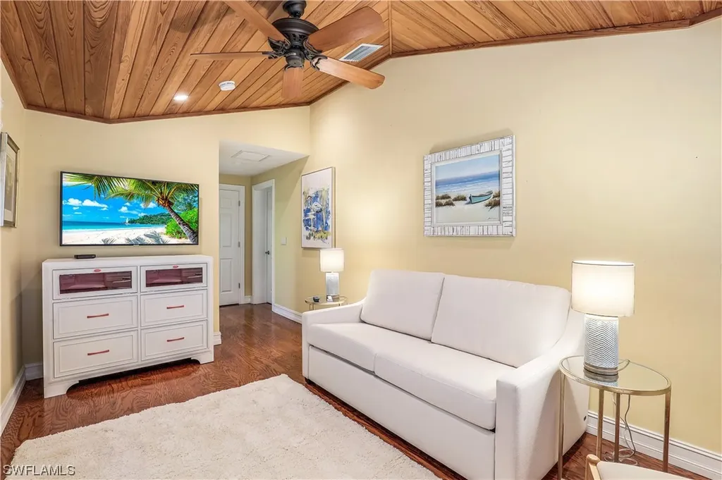 635 Anchor Rode Drive Naples FL 34103
