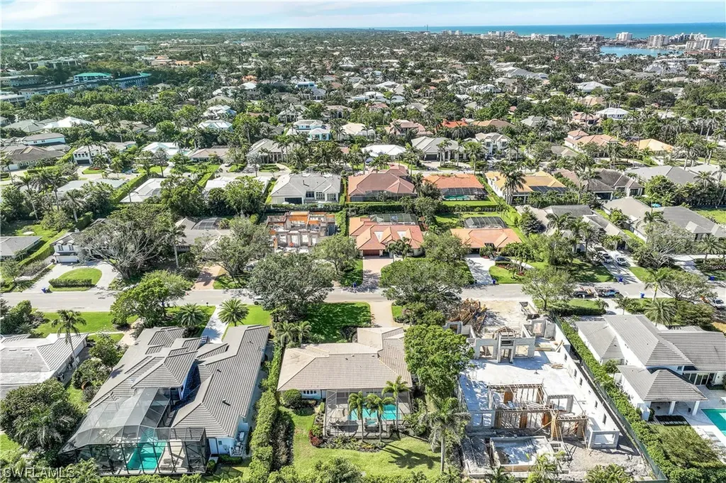 635 Anchor Rode Drive Naples FL 34103