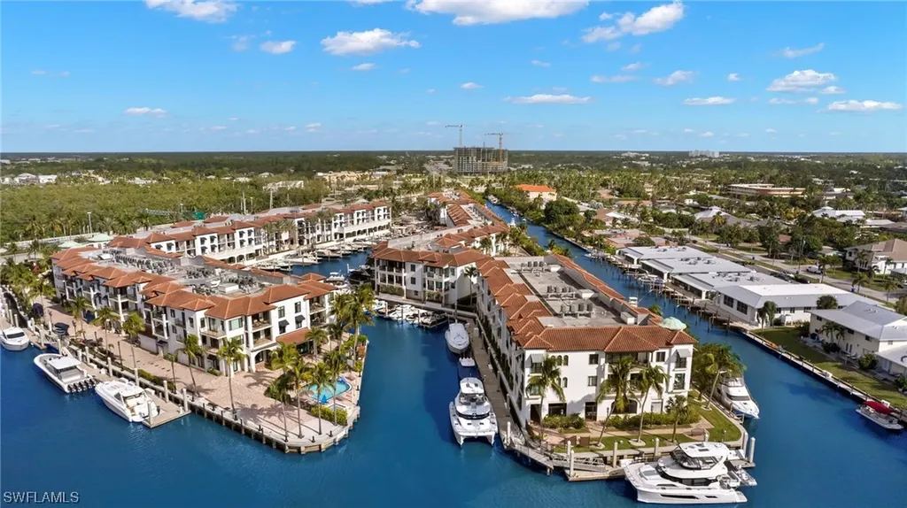1540 5th Avenue S Naples FL 34102