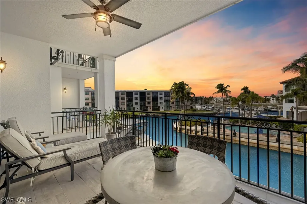 1540 5th Avenue S Naples FL 34102