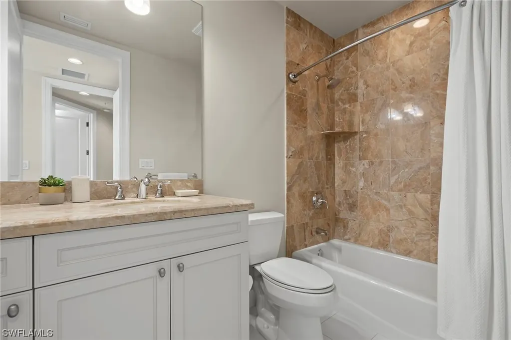 1540 5th Avenue S Naples FL 34102