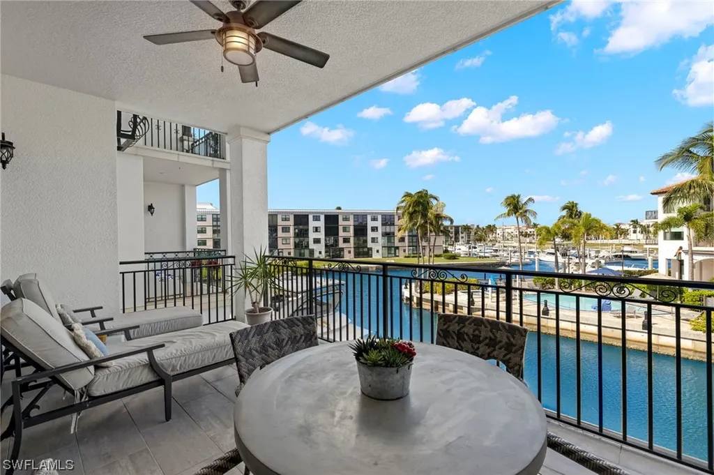 1540 5th Avenue S Naples FL 34102