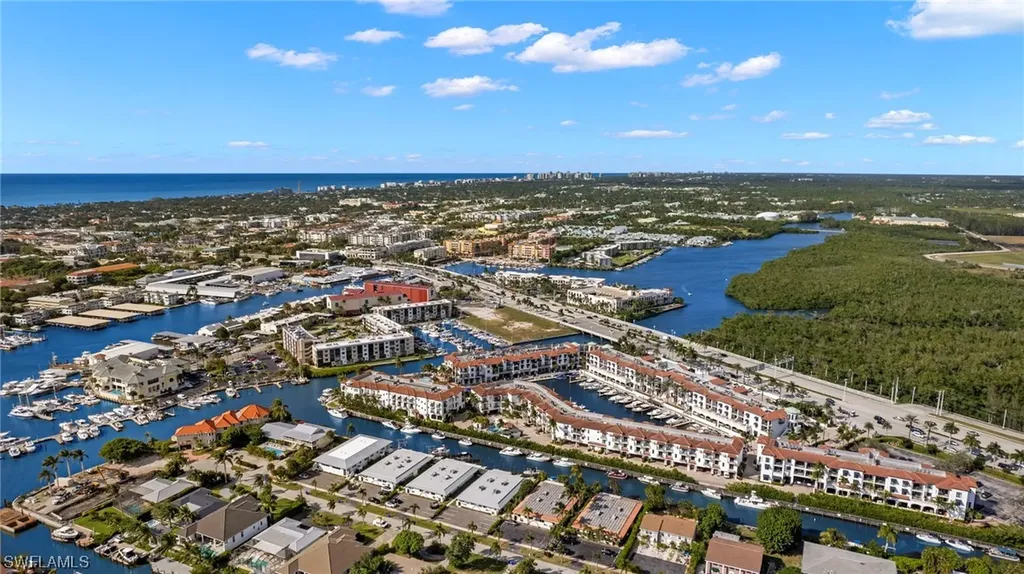 1540 5th Avenue S Naples FL 34102