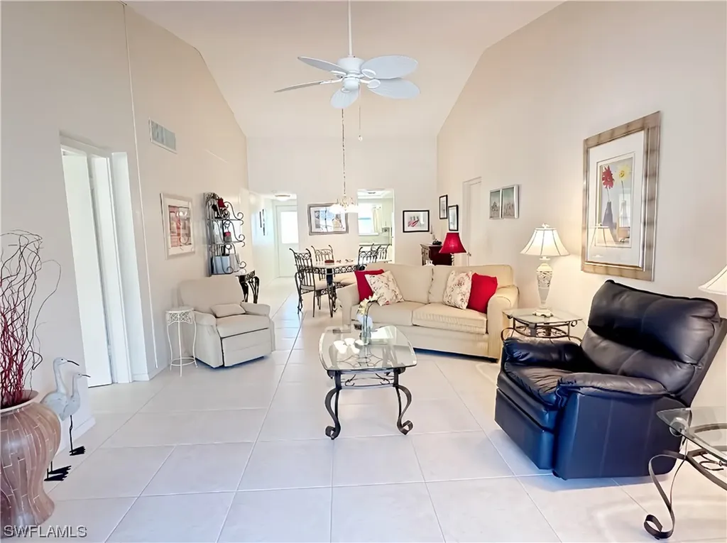 Cape Coral FL, 403 SE 43rd Terrace, Unit 12