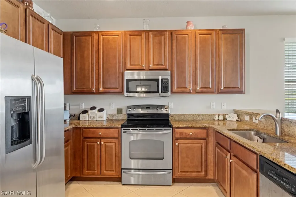10463 Spruce Pine Court Fort Myers FL 33913