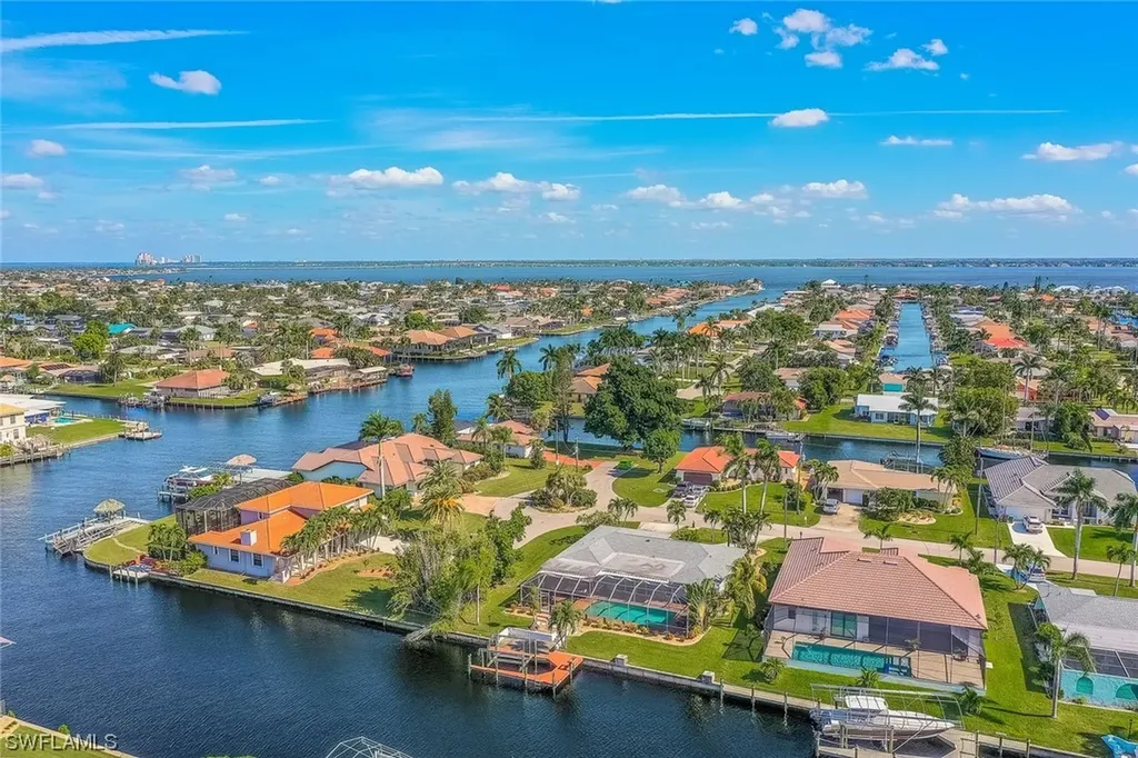 3616 SE 18th Avenue Cape Coral FL 33904
