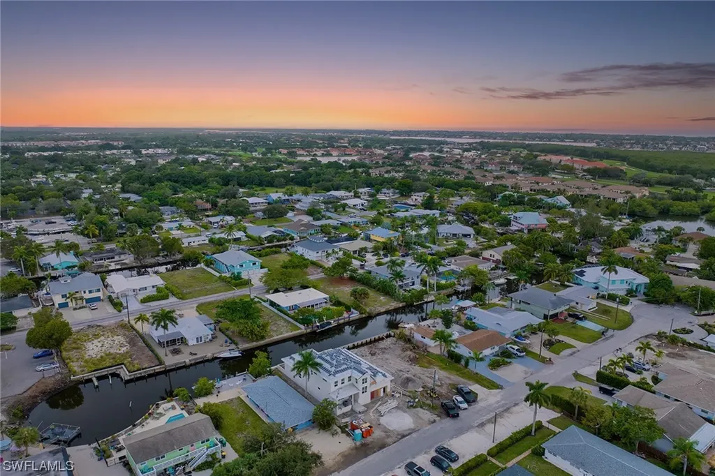 Naples FL, 2800 Shoreview Drive