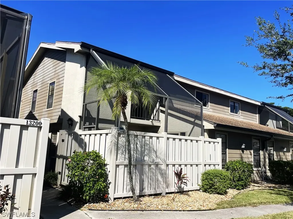 Fort Myers FL, 13192 Broadhurst Loop