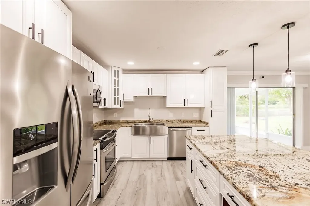 1812 Coral Point Drive Cape Coral FL 33990