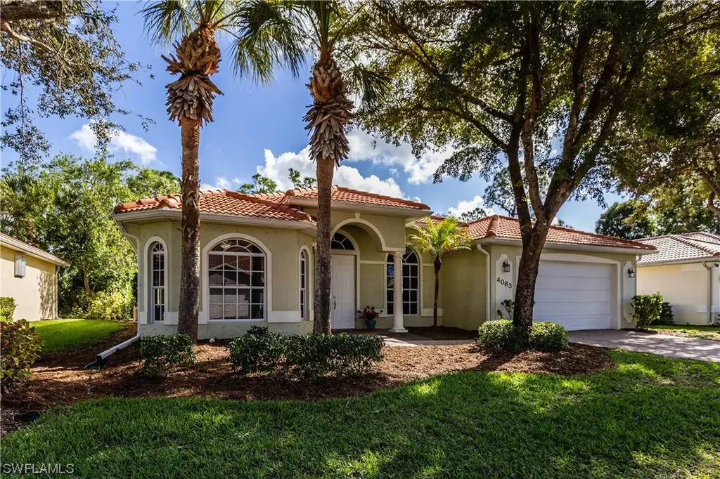 4083 Stow Way Naples FL 34116