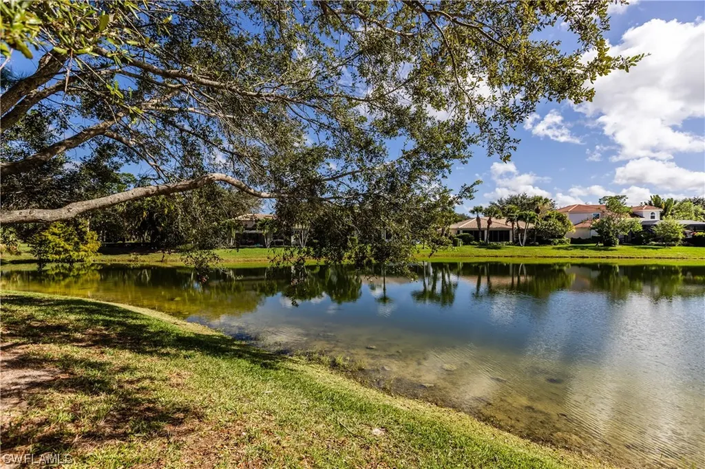 4083 Stow Way Naples FL 34116