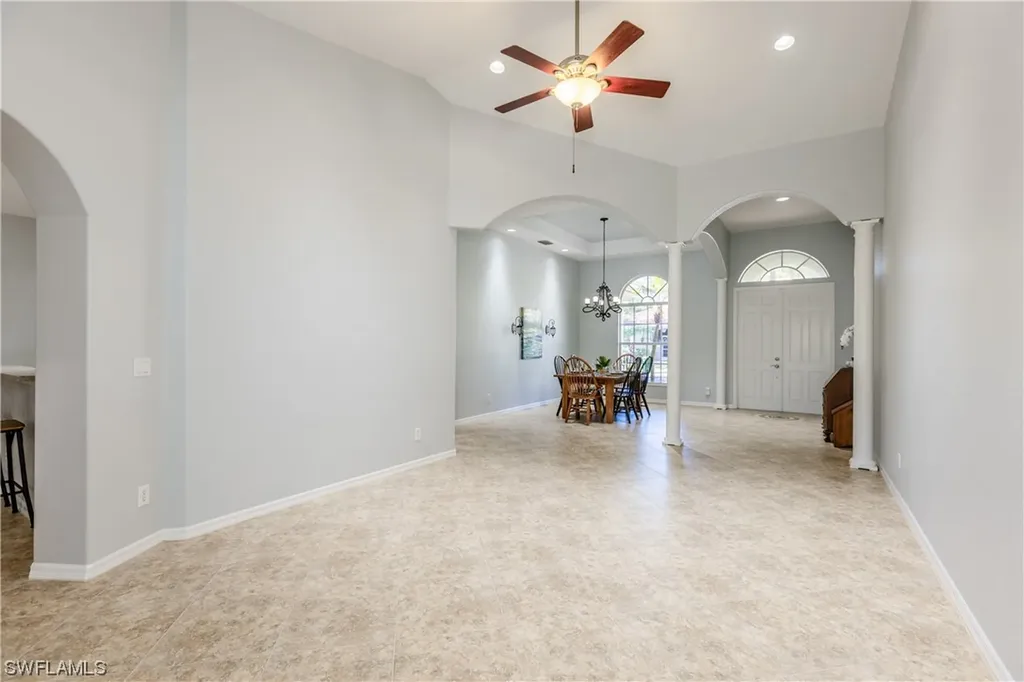 4083 Stow Way Naples FL 34116