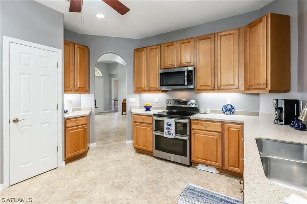4083 Stow Way Naples FL 34116