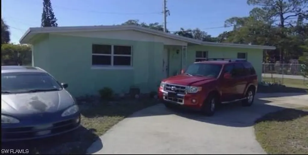 2400 Kennesaw Street Fort Myers FL 33901