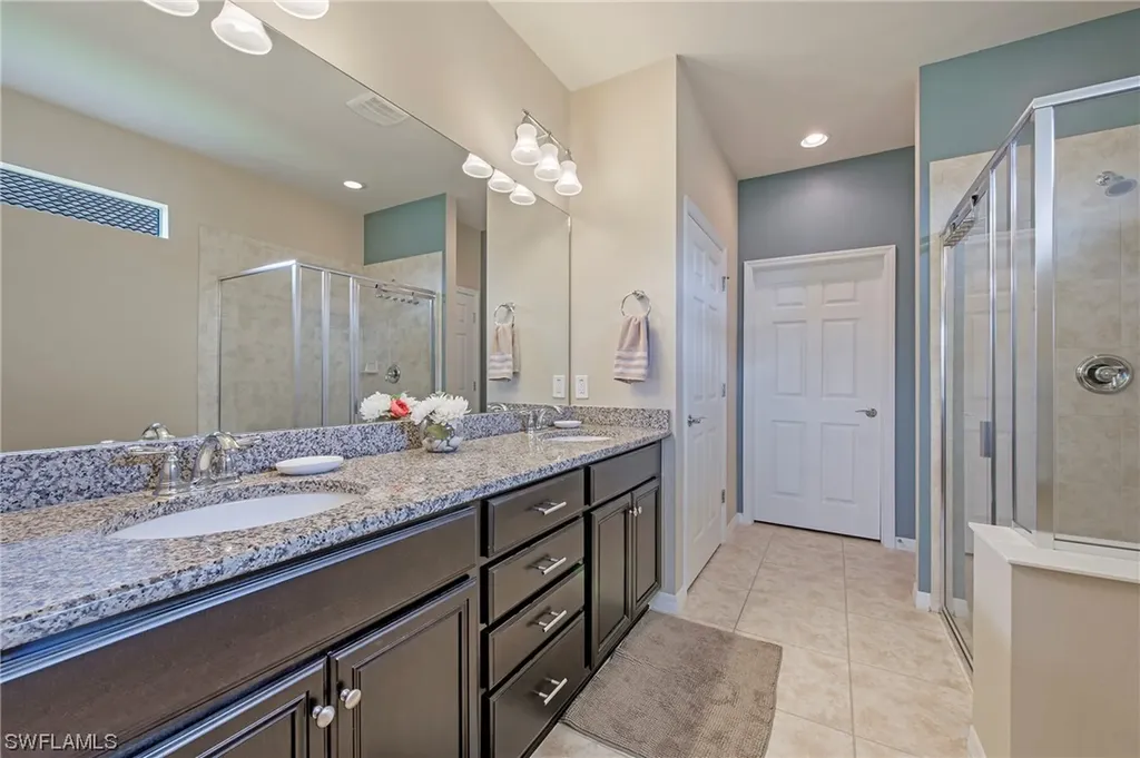 28000 Quiet Water Way Bonita Springs FL 34135
