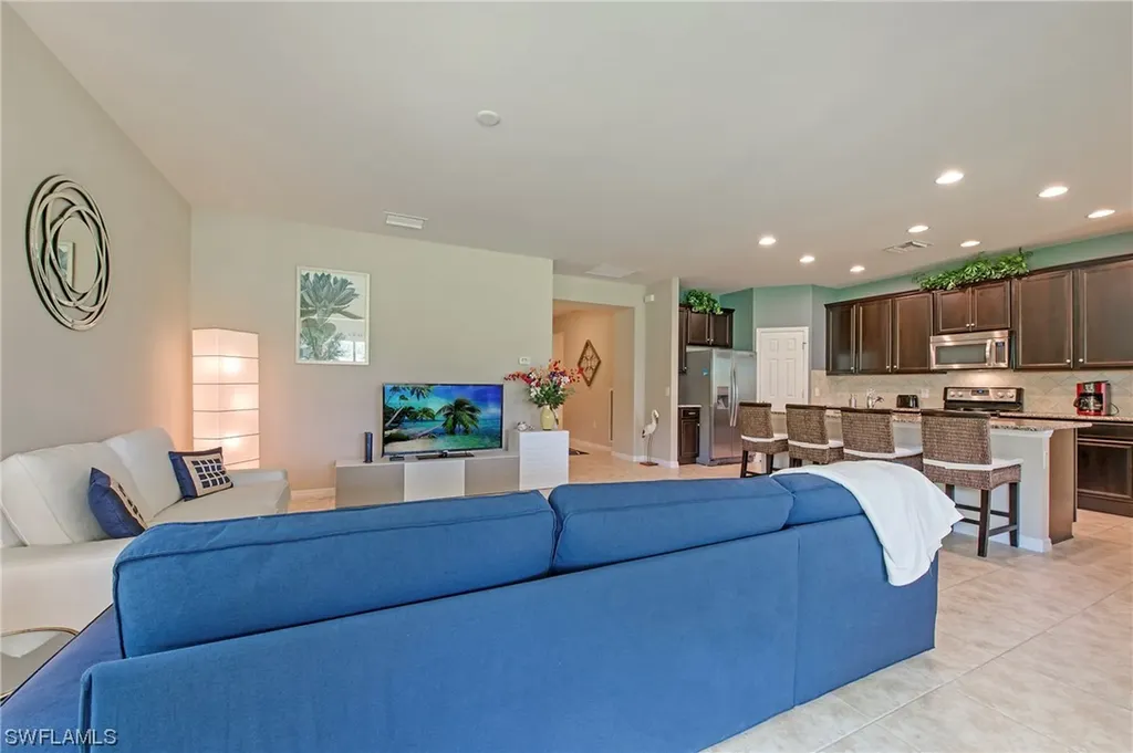 28000 Quiet Water Way Bonita Springs FL 34135