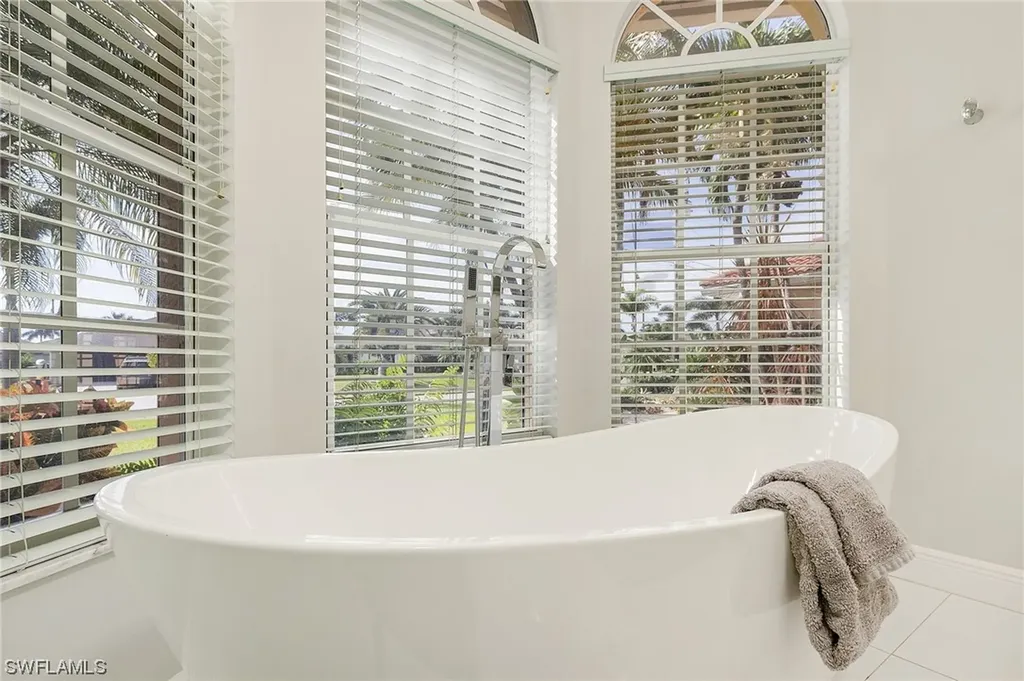 2119 SW 52nd Street Cape Coral FL 33914