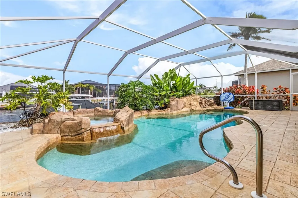 2119 SW 52nd Street Cape Coral FL 33914