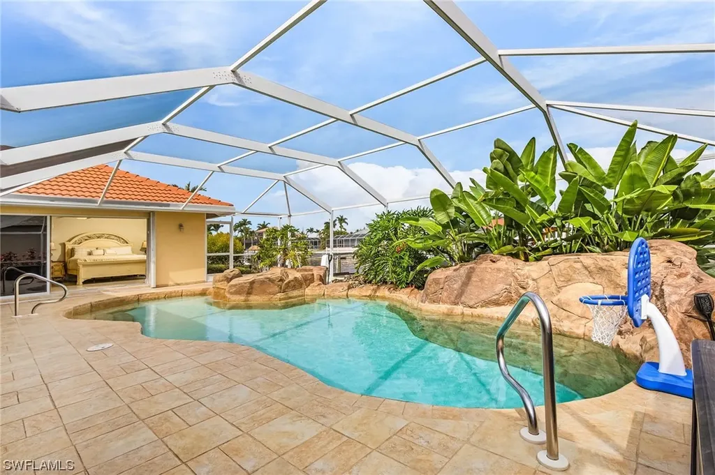 2119 SW 52nd Street Cape Coral FL 33914