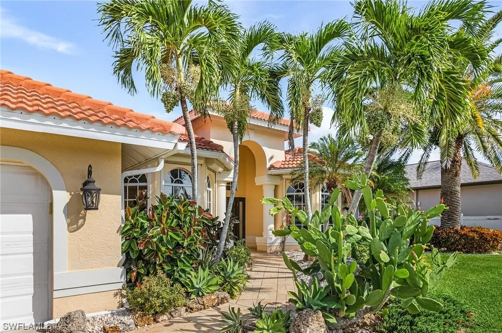 2119 SW 52nd Street Cape Coral FL 33914