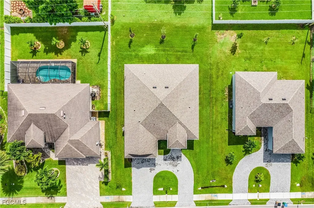 4345 Agualinda Boulevard Cape Coral FL 33914