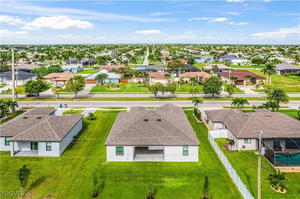 4345 Agualinda Boulevard Cape Coral FL 33914