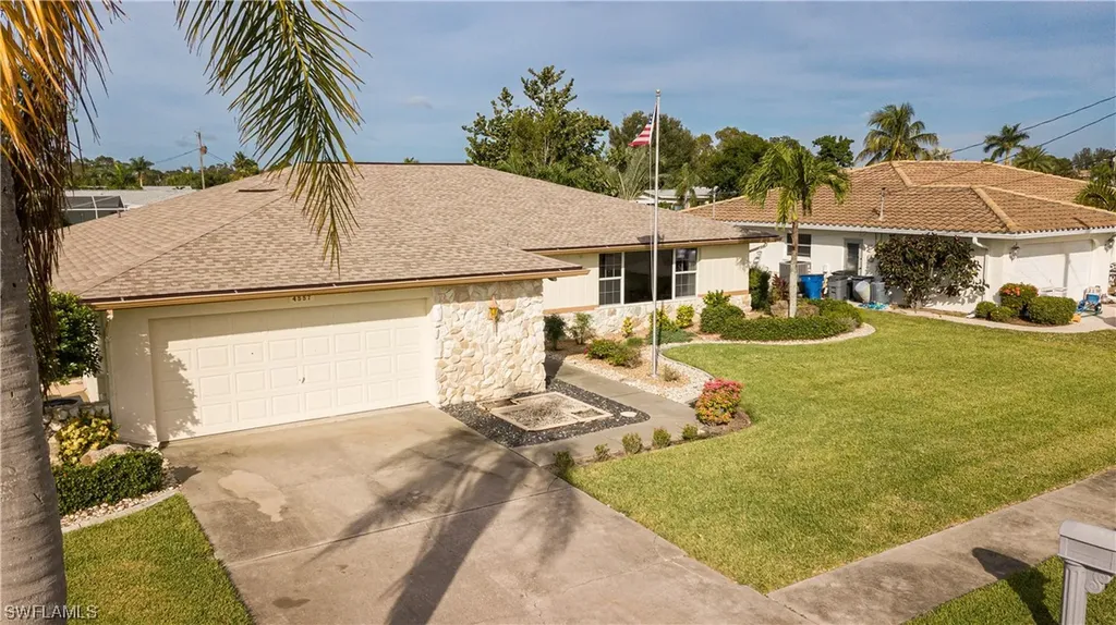 North Fort Myers FL, 4557 Gulf Avenue
