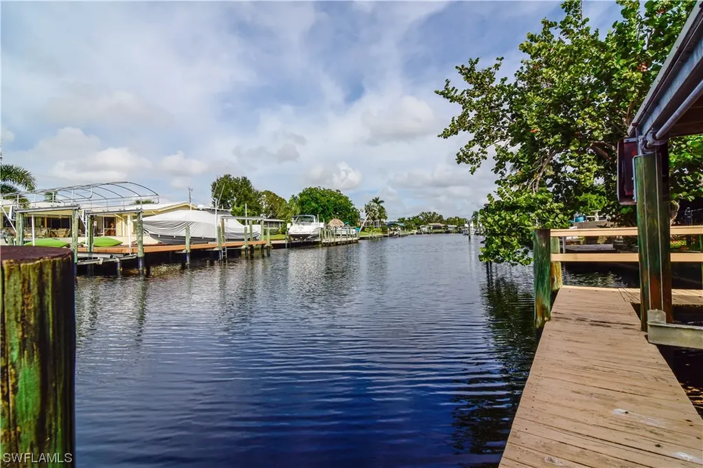 4557 Gulf Avenue North Fort Myers FL 33903