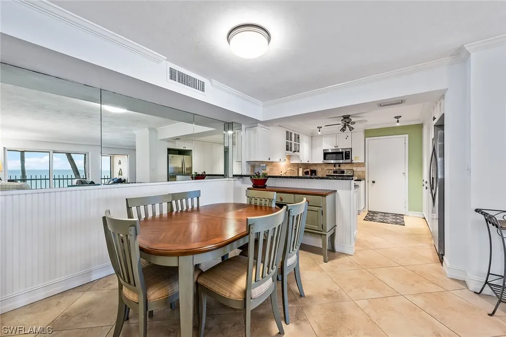 3399 Gulf Shore Boulevard N Naples FL 34103