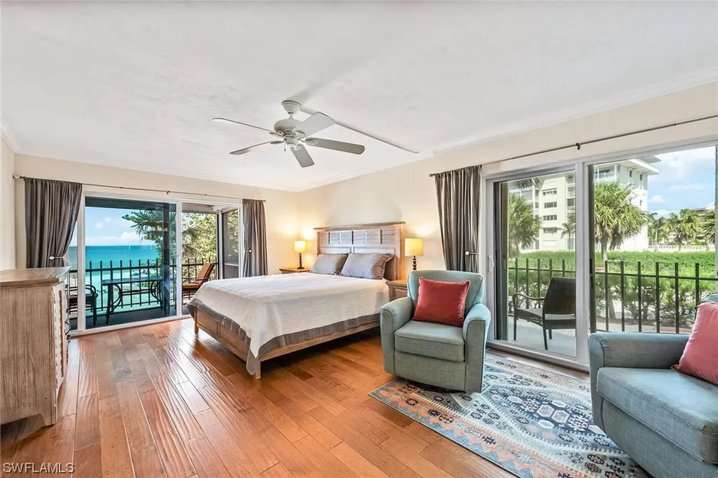 3399 Gulf Shore Boulevard N Naples FL 34103
