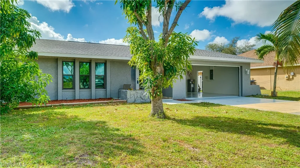 614 Gleason Parkway Cape Coral FL 33914