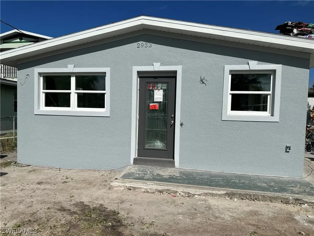 2933 Market Street Fort Myers FL 33916