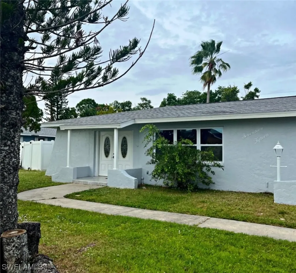 1715 Viscaya Parkway Cape Coral FL 33990