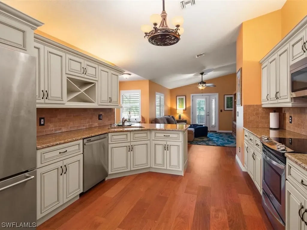 5265 Tudor Court Naples FL 34112