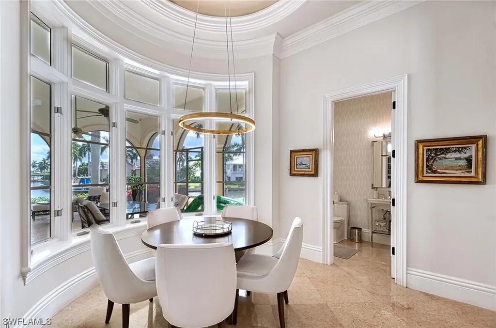 2390 Kingfish Road Naples FL 34102
