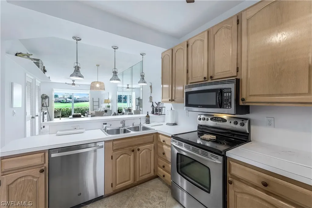 8200 Twelve Oaks Circle Naples FL 34113