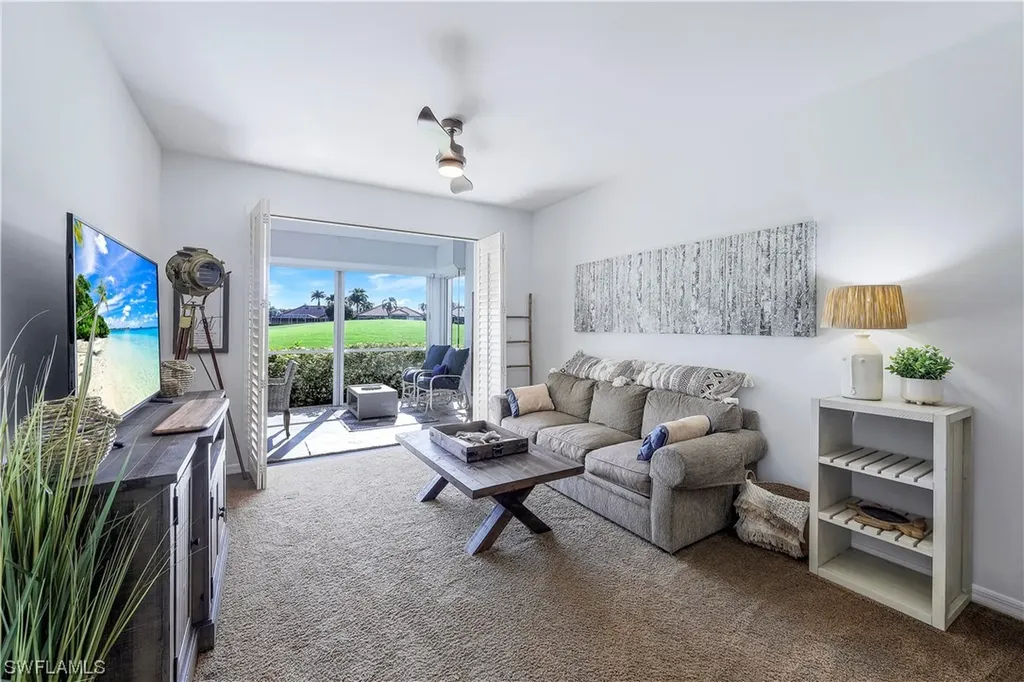 8200 Twelve Oaks Circle Naples FL 34113