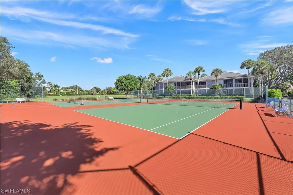 8200 Twelve Oaks Circle Naples FL 34113