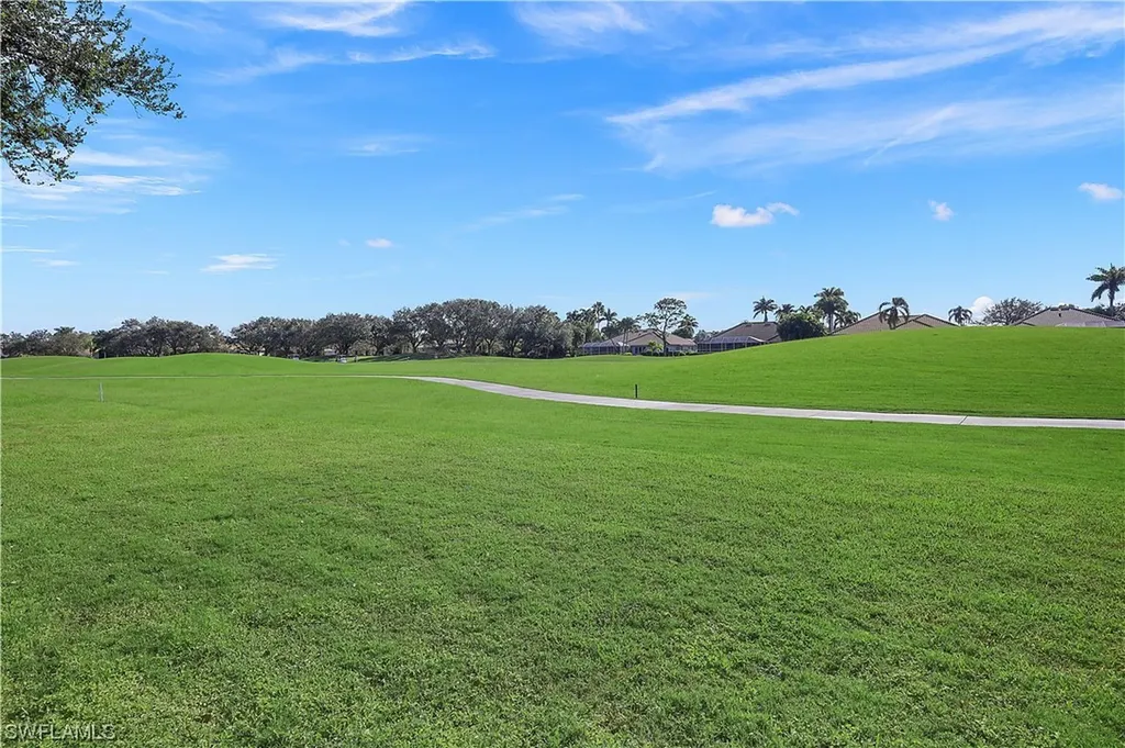8200 Twelve Oaks Circle Naples FL 34113