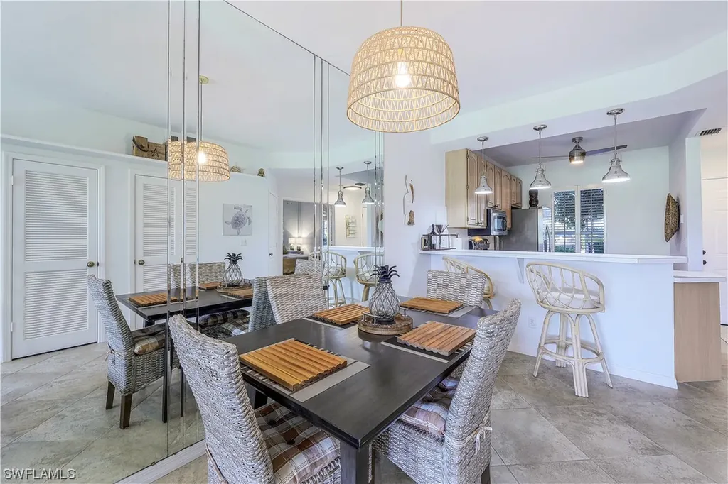 8200 Twelve Oaks Circle Naples FL 34113