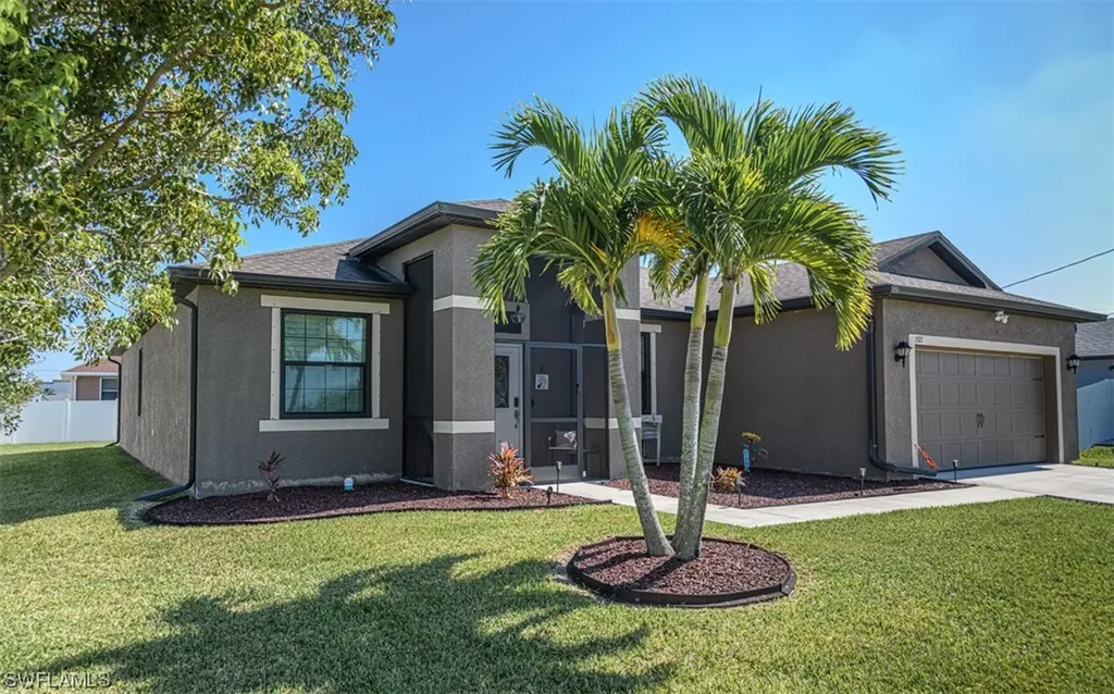 1521 SW 17th Avenue Cape Coral FL 33991