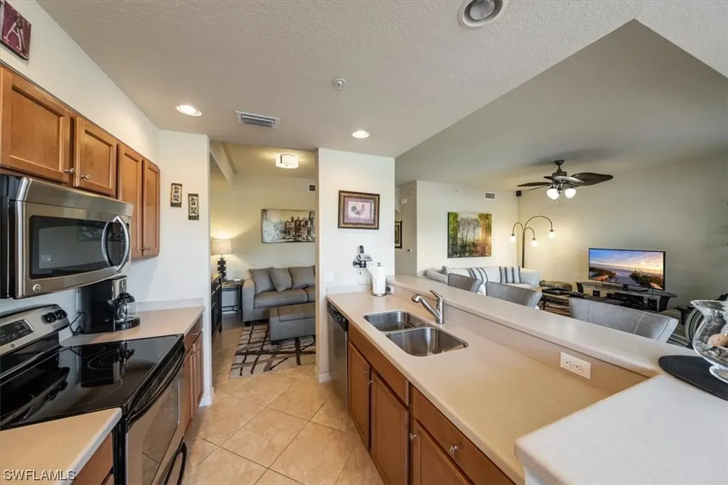 10333 Heritage Bay Boulevard Naples FL 34120