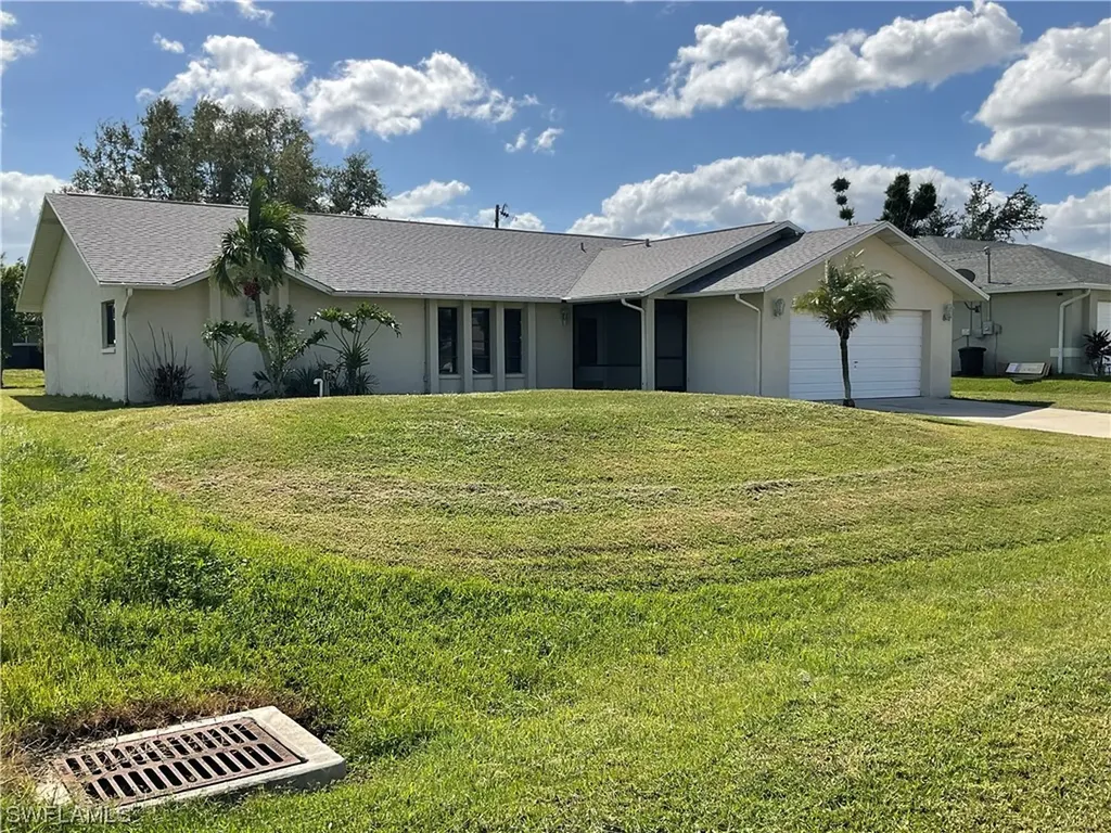 1142 SW 14th Street Cape Coral FL 33991