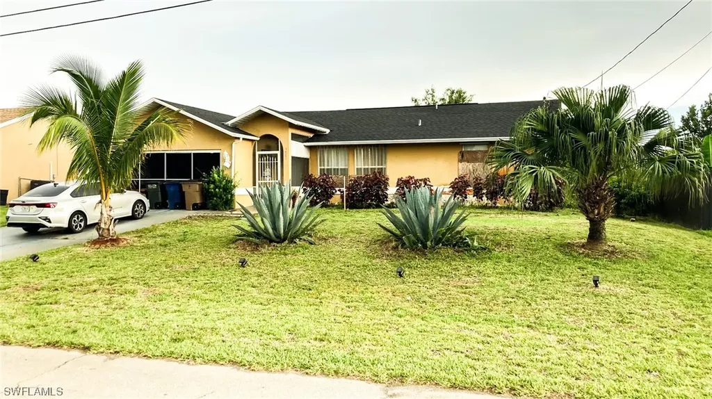 3909 6th Street W Lehigh Acres FL 33971