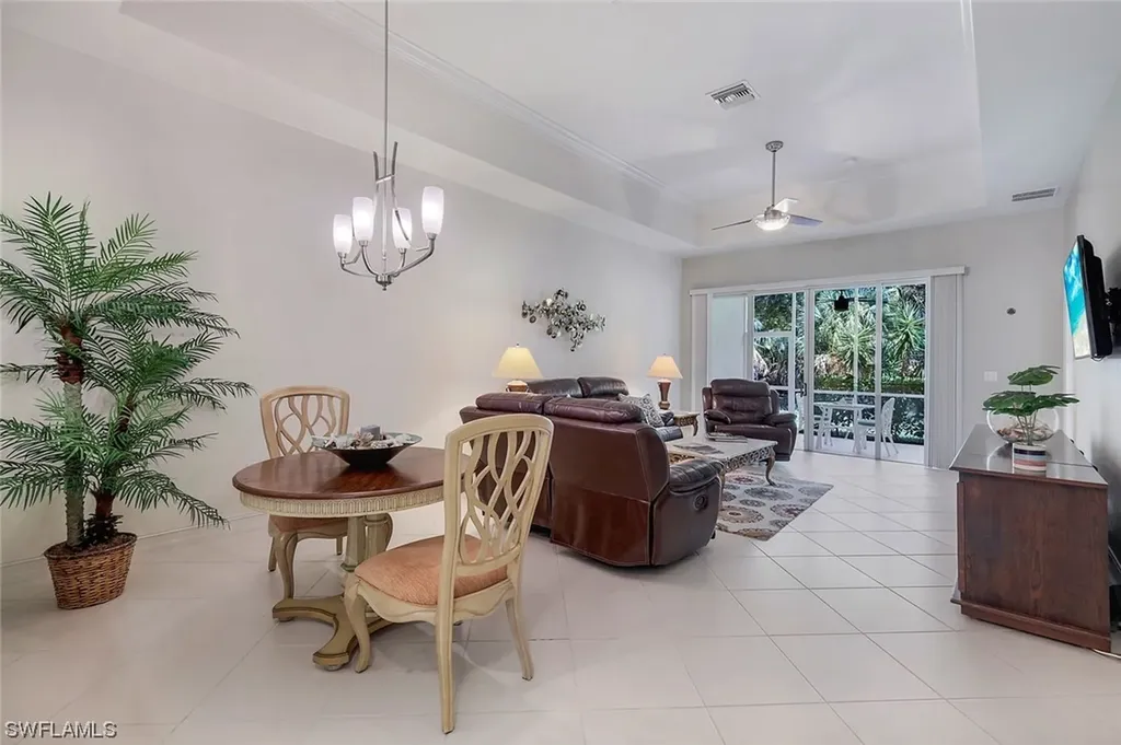 8120 Sanctuary Drive Naples FL 34104