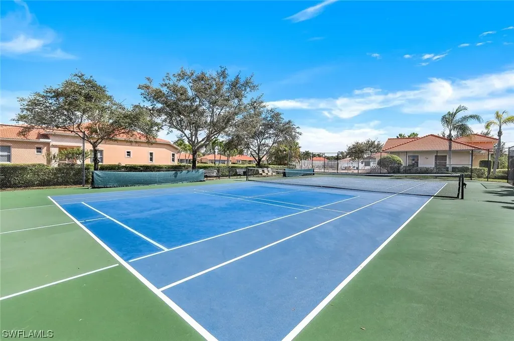 8120 Sanctuary Drive Naples FL 34104