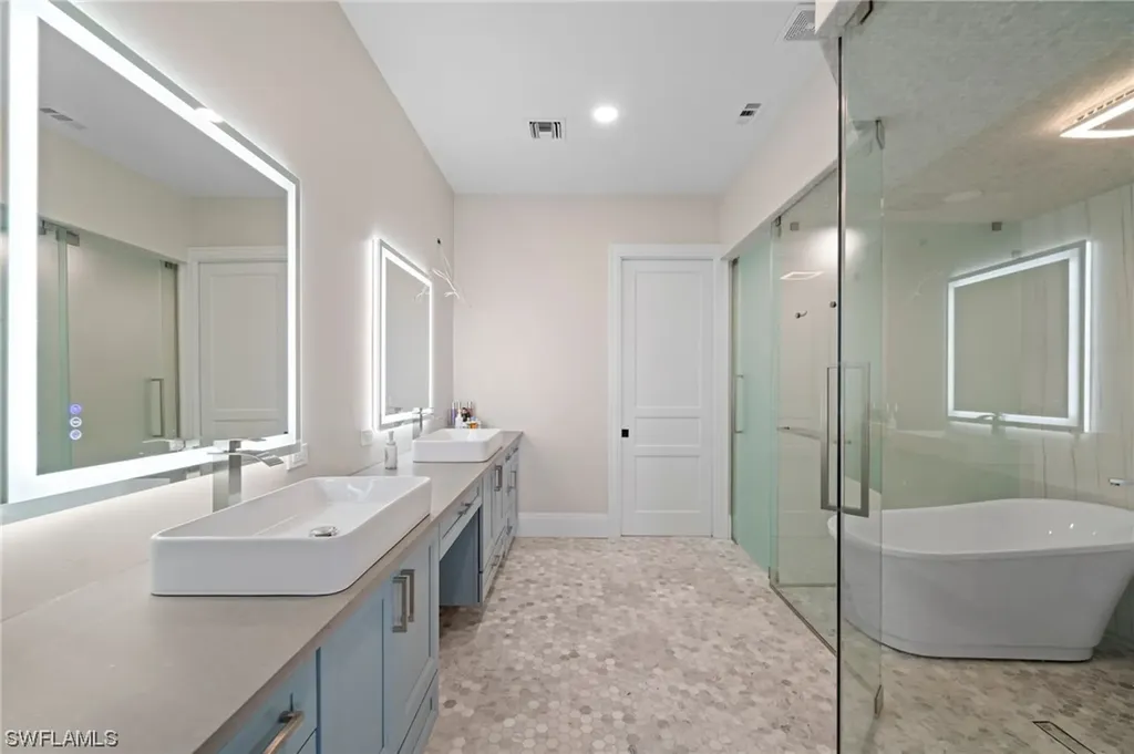 235 Dolphin Cove Court Bonita Springs FL 34134